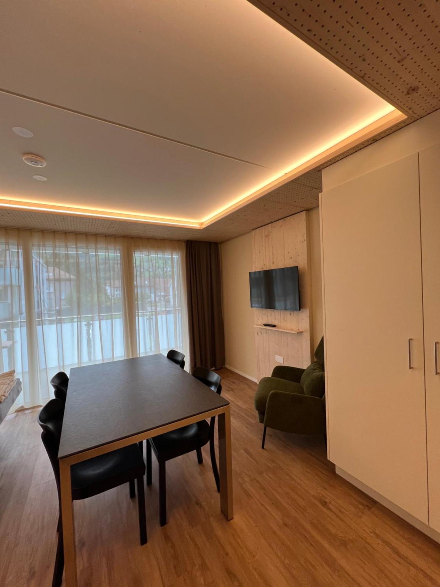 Waz Wohnen Auf Zeit - Flums Apartment Bagian luar foto